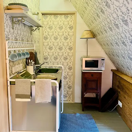 Ann's De Heiligenberg Oda ve Kahvaltı